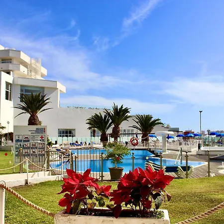 Club Villamar - Estudio Moderno Frente Al Mar アパート