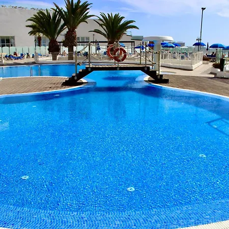 アパート Club Villamar - Estudio Moderno Frente Al Mar アデヘ
